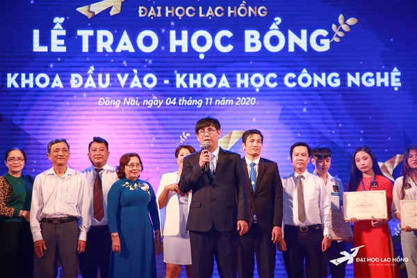 các nhà cái uy tín châu âu
 đã khởi động chặng đường mới cho tân sinh viên bằng sự kiện âm nhạc hoành tráng